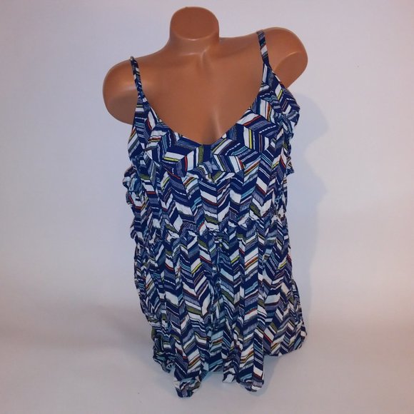 Torrid Tank Top Size 4 4X Blue White Geo Sleeveless Ruffle Trim Gathered Waist B - Picture 2 of 8